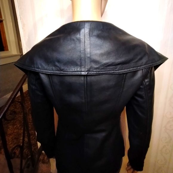 😎Gorgeous supple designer Leather moto jacket by Vince - Picture 6 of 14